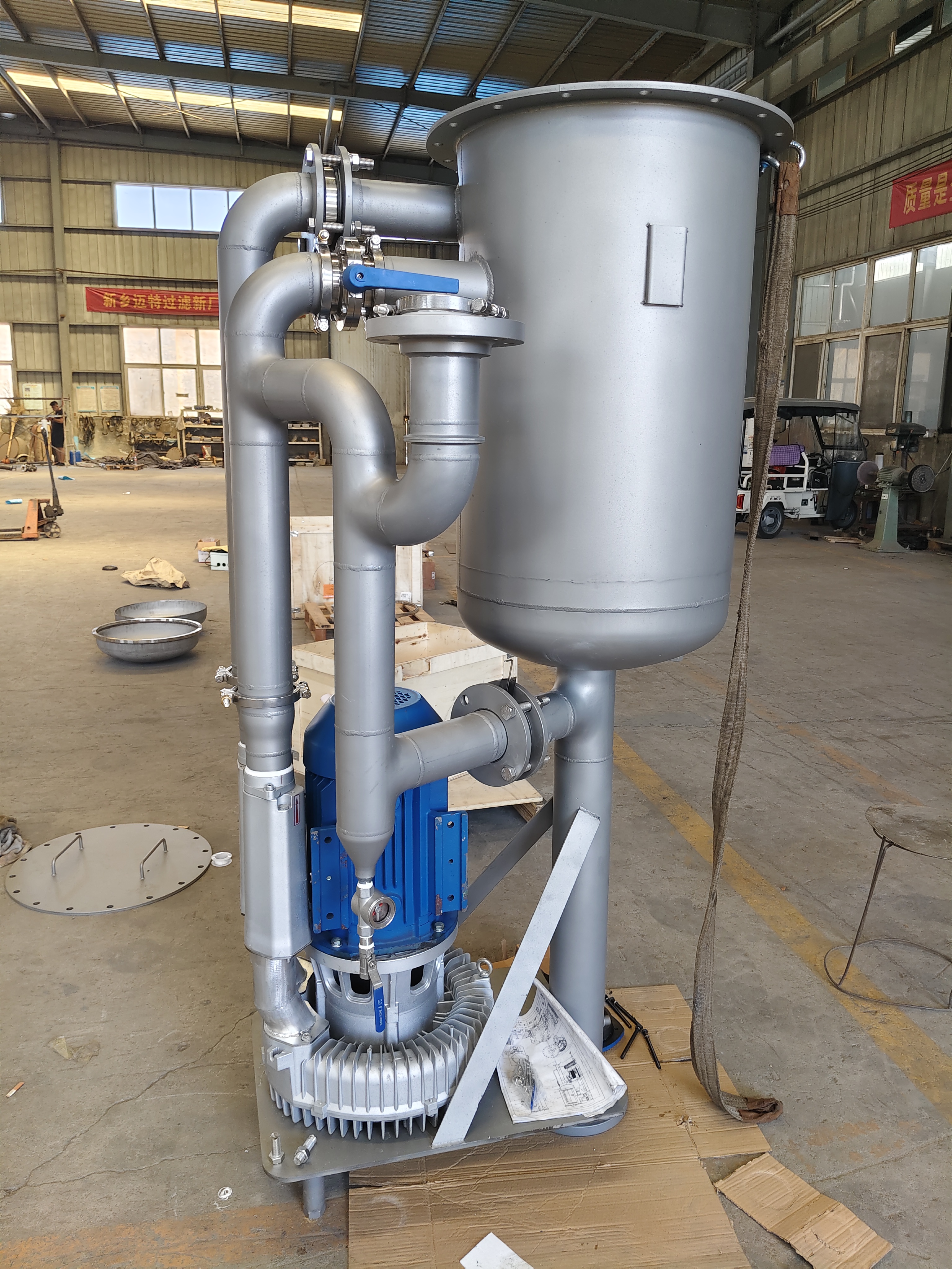 5.5kw防爆式油霧分離，500方風(fēng)機油霧分離器發(fā)貨送客戶手中，
